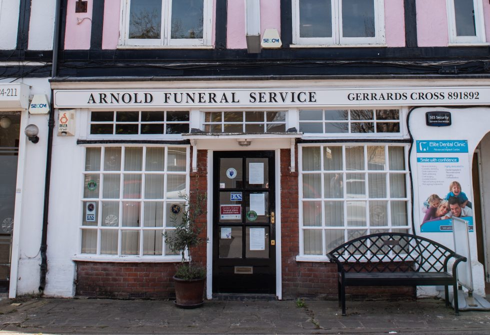 Contact Arnold Funeral Service