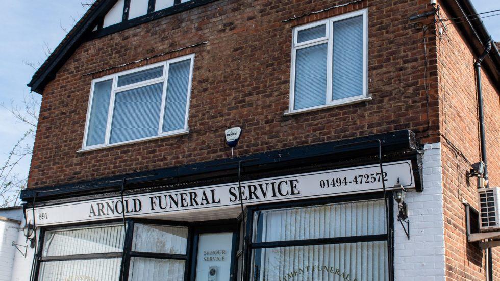 Contact - Arnold Funeral Service
